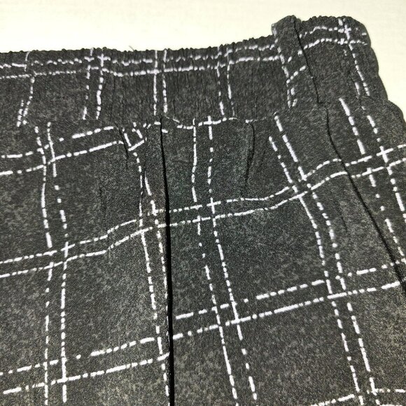 Torrid Womens 20 Wide Leg Button Zip Pants Black Plaid Studio Crepe High Rise - Picture 8 of 14
